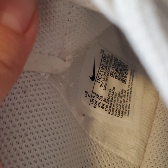 Nike Air Force 1 Low Shadow Be Kind - Picture 10 of 12